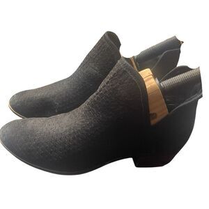 Lucky Brand Baley Black Suede Ankle Boots Size 9